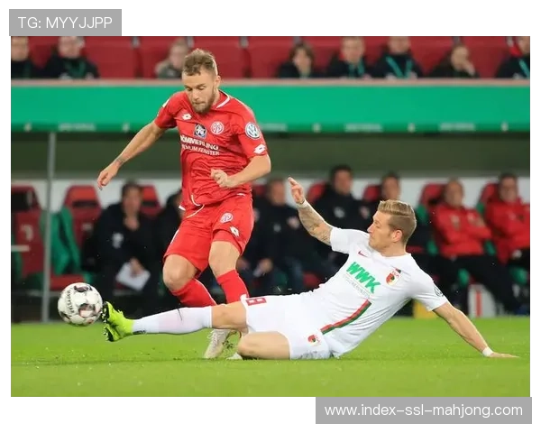 拜仁对阵汉堡比赛解析，定位球防守暴露问题